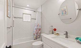 86 Chandler St 86, Arlington, MA 02474