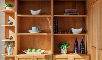 1118 Bismarck Ln, Alameda, CA 94502