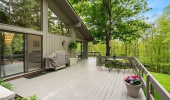 540 Bent Creek Oval, Aurora, OH 44202