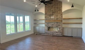 504 Waggoner Ln, Barling, AR 72923