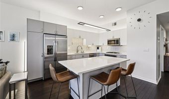 1240 S 2nd St 411, Minneapolis, MN 55415