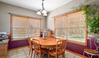 8404 Fossilsaurus Ln, Ash Grove, MO 65604