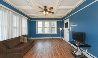 23 Maple Dr, Amityville, NY 11701