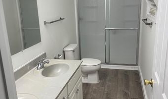 17 WHITE CRANE Dr, Berlin, MD 21811
