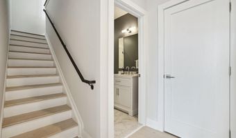 901 19TH St NE Ph2, Washington, DC 20002