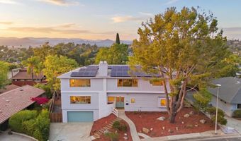 810 Omar Dr, Escondido, CA 92025