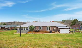 270 Bogey Dr, Abingdon, VA 24211