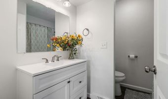 1504 Red Leaf Ln, Columbus, OH 43223
