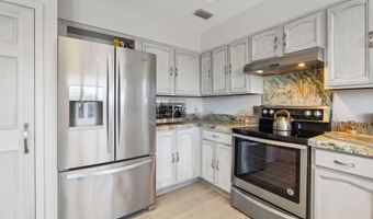 1969 BEACH Ave, Atlantic Beach, FL 32233