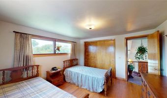 14 Temple Pl, Central Falls, RI 02863
