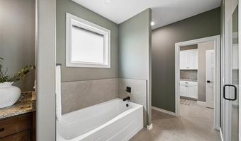 304 Barley Hill Rd, Bartlesville, OK 74006