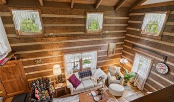 24 McCullough Hill Rd, Amity, PA 15311