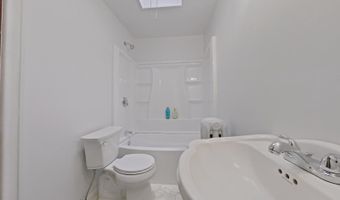 5929 N LEITHGOW St, Philadelphia, PA 19120