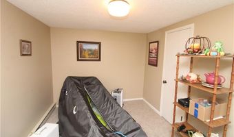 27 Partridge Dr, Agency, MO 64401