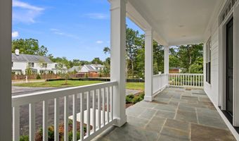 3608 CENTER Dr, Alexandria, VA 22309