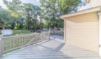 901 Palmer Ave, Holmdel, NJ 07733