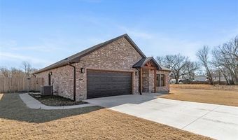205 Lindsey Ave, Adair, OK 74330