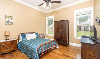 230 Eastwood Dr, Brandon, MS 39042