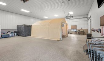 90917 240th St, Austin, MN 55912