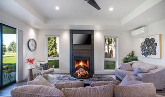 1347 Lake Pointe Dr, Bigfork, MT 59911