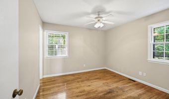 909 Bryn Mawr Ct, Apex, NC 27502