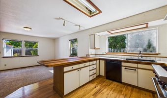 1640 Buttermilk Ln, Arcata, CA 95521
