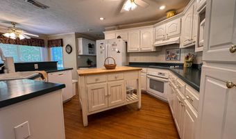 507 Meadowlane Dr, Aberdeen, MS 39730