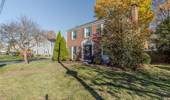 7 Mayfair Dr, East Providence, RI 02916