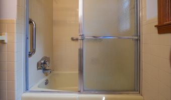 198 N Timber Ln, Cheshire, CT 06410