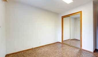 684 Sherwood Dr, Aurora, OH 44202