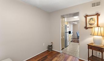 4500 S FOUR MILE RUN Dr 306, Arlington, VA 22204