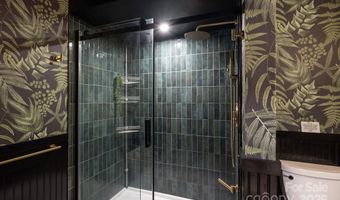 265 Dix Creek Chapel Rd, Asheville, NC 28806
