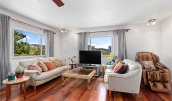 99-060 Nalopaka Pl, Aiea, HI 96701