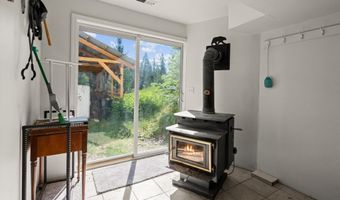 1385 Echo Lake Rd, Bigfork, MT 59911