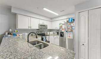 674 SANDY NECK Ln 102, Altamonte Springs, FL 32714