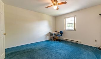 2442 Lisa Ln, Allentown, PA 18104