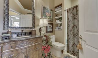 7386 Lake Lakota Pl, Indianapolis, IN 46217