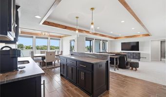 4261 Lakeshore Dr, Basehor, KS 66007