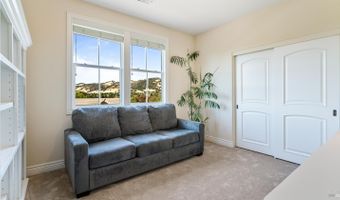 5569 Pepperwood Rd, Santa Rosa, CA 95409