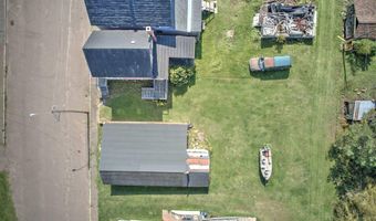 52 Senter St, Ahmeek, MI 49901