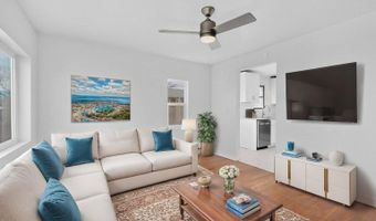 902 Headingly Ave NW, Albuquerque, NM 87107