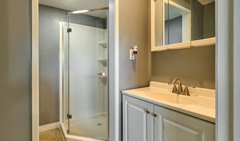 5724 S ANDERSON Rd, Aurora, OR 97002