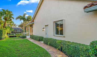 8828 SE Water Oak Pl, Tequesta, FL 33469