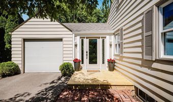 93 N Harding Rd, Columbus, OH 43209