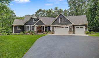 547 Roundtree Dr NE, Ada, MI 49301