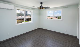 925 Pilialo St (Upstairs), Honolulu, HI 96816