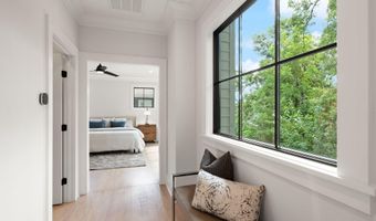 112 N HIGHLAND St, Arlington, VA 22201
