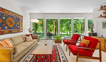 2805 Byington Blvd, Ann Arbor, MI 48105