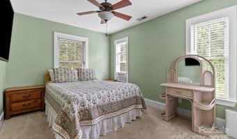 19 Rhudy Rd, Asheville, NC 28806