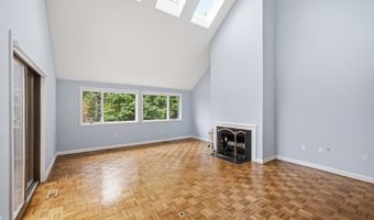 4 Biltmore Park 4, Bloomfield, CT 06002